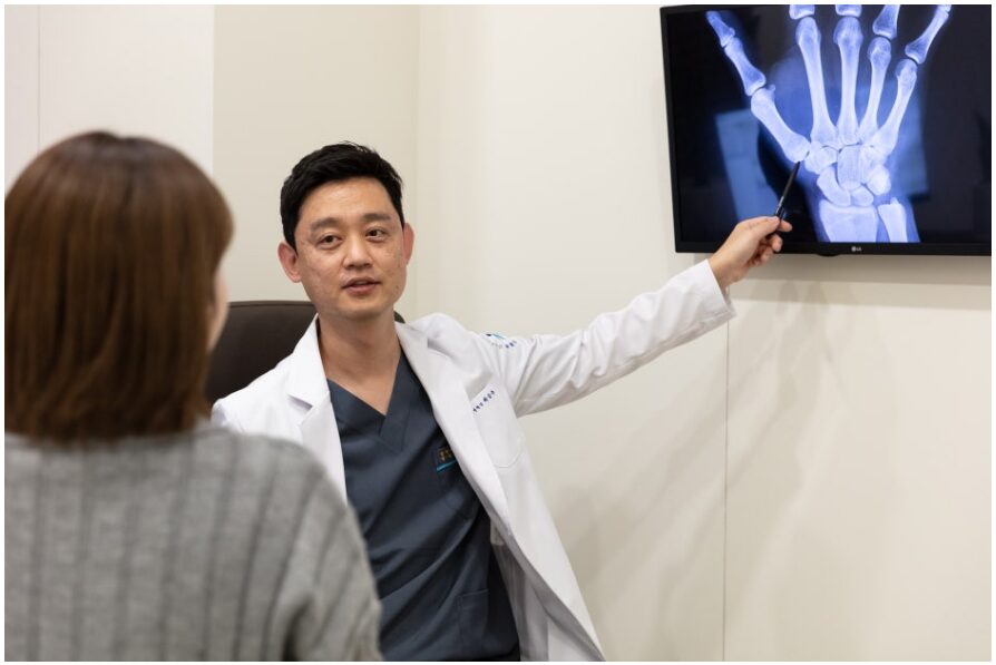 강서구정형외과선택두팔로정형외과