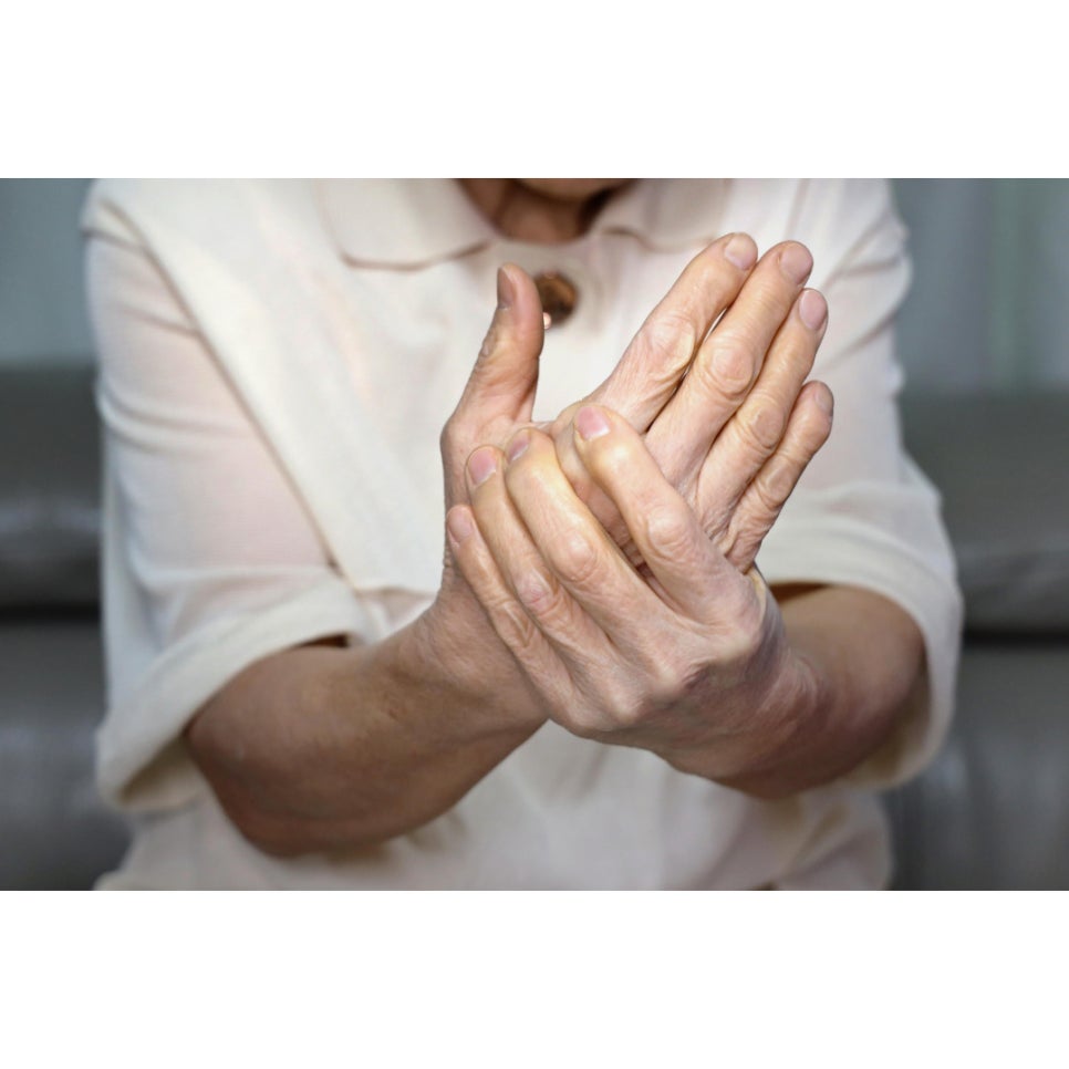 가운데손가락 통증 언제까지 참으실 건가요